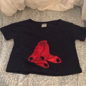 Adorable Red Sox crop top tee!